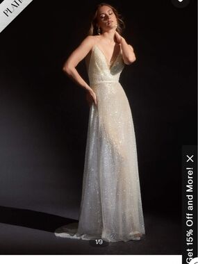 Azazie Idony Champagne Sequin V-Neck Gown Size 16 nwot